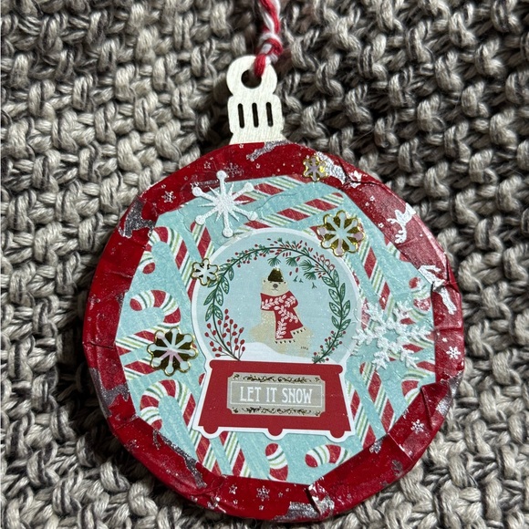 A Set of 4 New Unique Handmade 2.75”x2.75” Wooden Christmas Tree Ornaments $32 - Picture 10 of 12